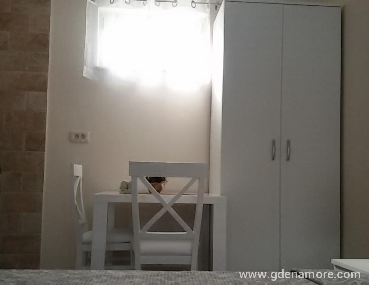 Apartman Gray 1